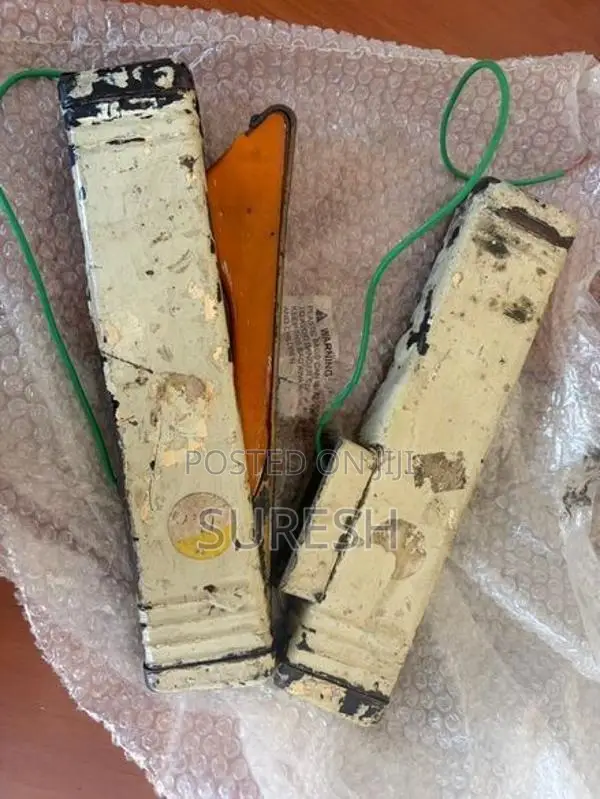 Pair Of Genuine Vintage Trico Trafficato v in working condition