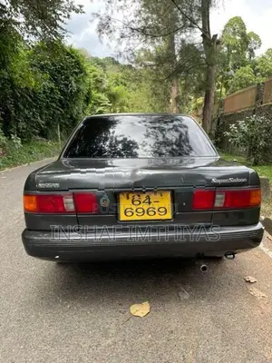 Nissan Sunny Super Saloon 1992