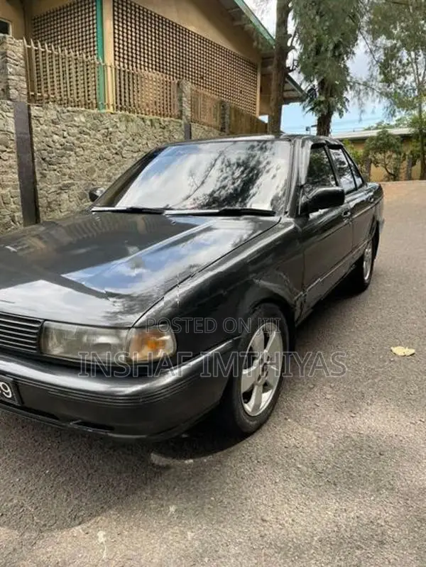 Nissan Sunny Super Saloon 1992