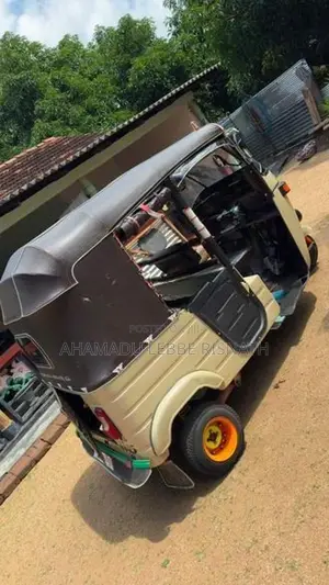 Bajaj RE 1993