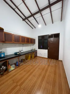 Furnished 6bdrm House in Dehiwala for rent