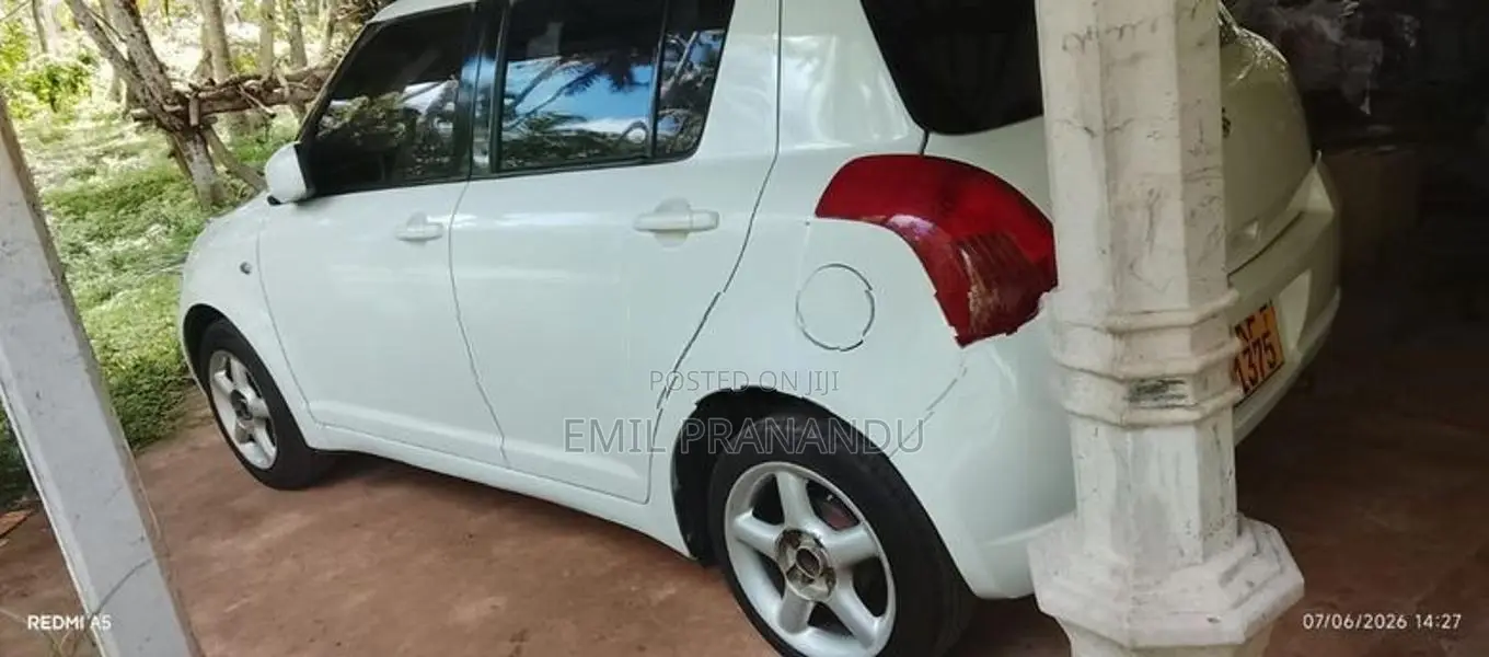 Suzuki Swift 2004
