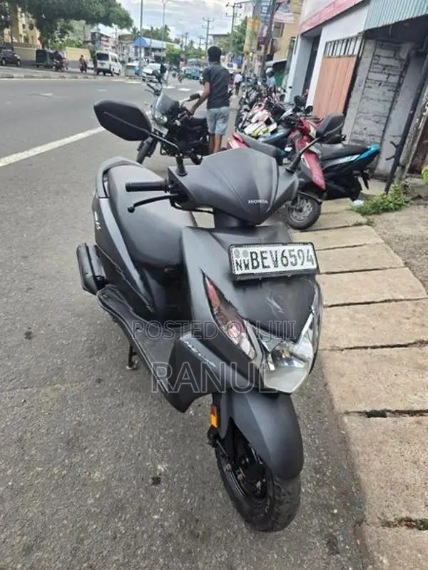 Honda Dio 2017