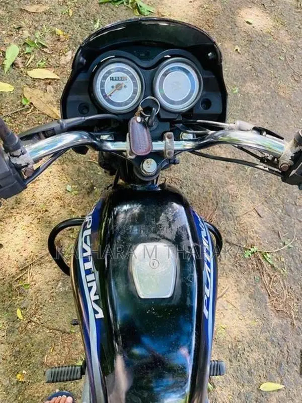 Bajaj Platina 125 2012