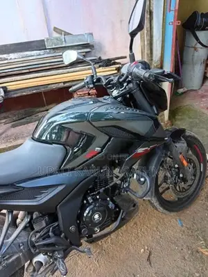 Bajaj Pulsar N160 2025