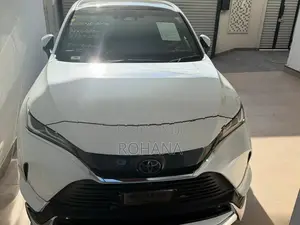 Toyota Harrier 2025
