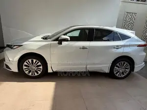 Toyota Harrier 2025