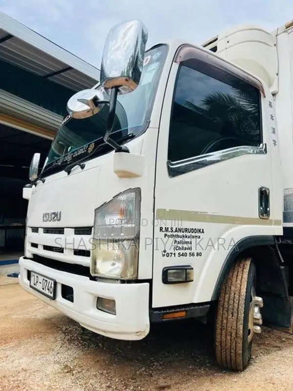 Isuzu Giga Freezer 2011