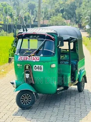 Bajaj RE 1999