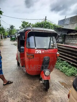 Bajaj RE 2004