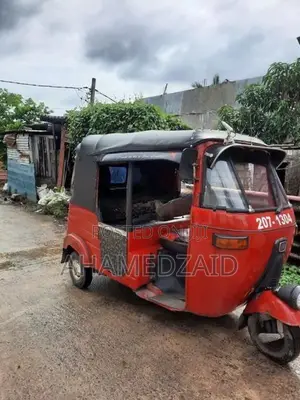 Bajaj RE 2004