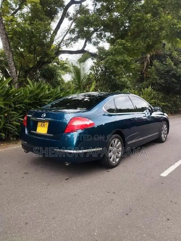 Nissan Teana 2011