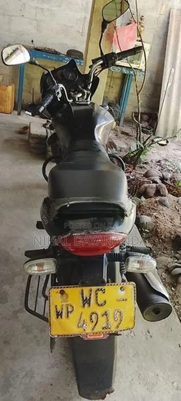 Bajaj Discover 150 2010