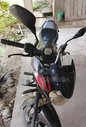 Bajaj Discover 150 2010
