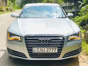 Audi A8 Hybrid 2013
