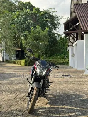 Bajaj Pulsar NS200 2025