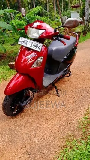 Hero Pleasure 2012