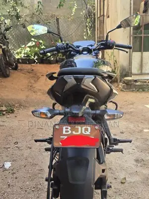 Bajaj Pulsar N160 2025