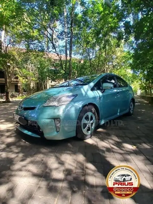Toyota Prius 3rd Generation 2012