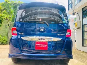 Honda Freed Blue 2015