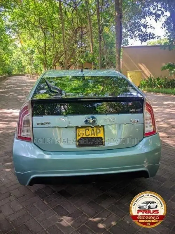 Toyota Prius 3rd Generation 2012