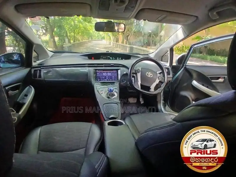 Toyota Prius 3rd Generation 2012