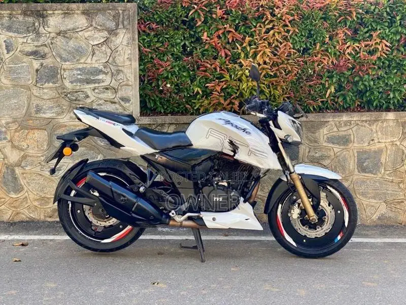 TVS Apache RTR 200 2017