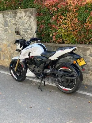 TVS Apache RTR 200 2017