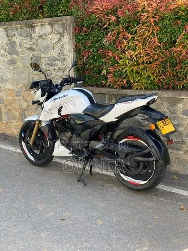 TVS Apache RTR 200 2017