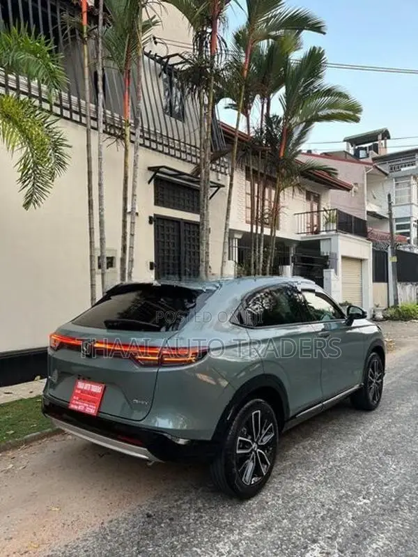 Honda Vezel Z 2025