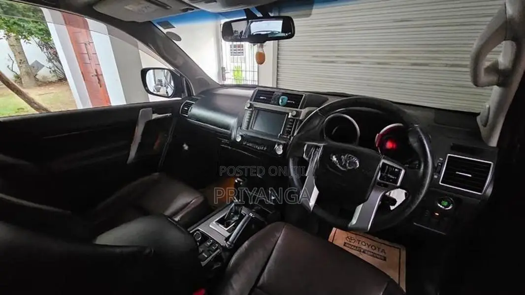 Toyota Land Cruiser Prado 2017
