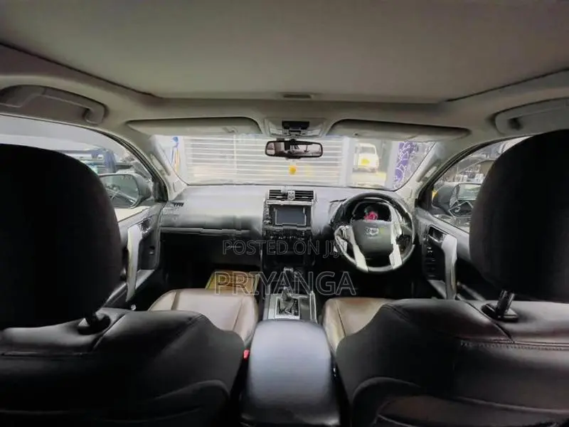 Toyota Land Cruiser Prado 2017