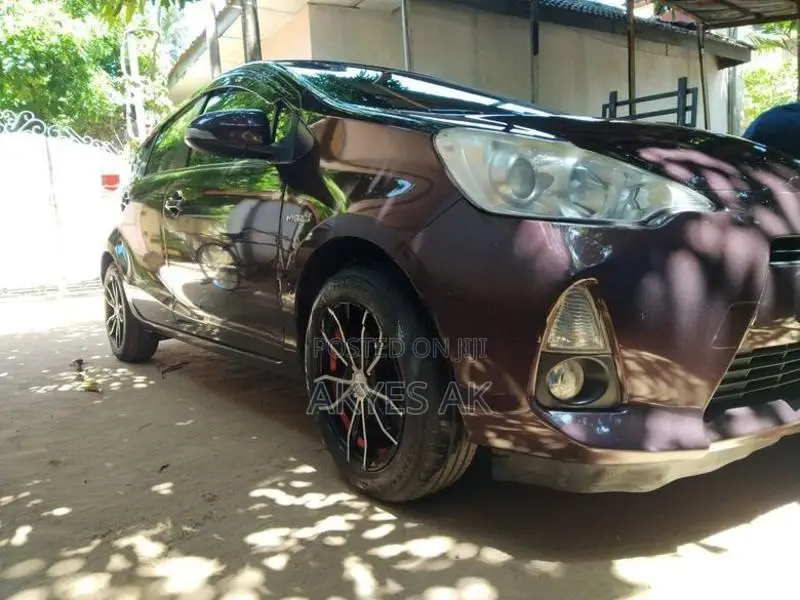 Toyota Aqua 2014