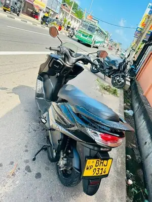 Suzuki Burgman 125 2019