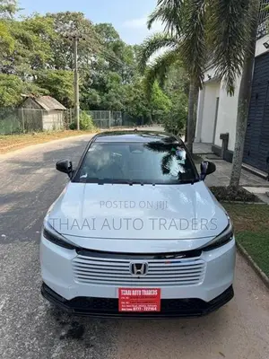 Honda Vezel Z Play moon roof 2026
