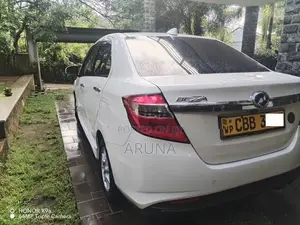 Perodua Bezza 2018