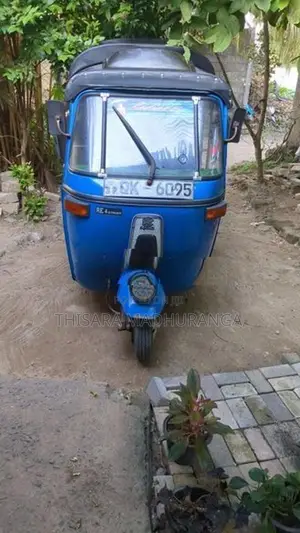 Bajaj RE 2007