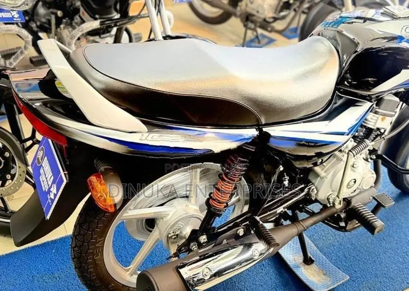 Bajaj CT100 2026