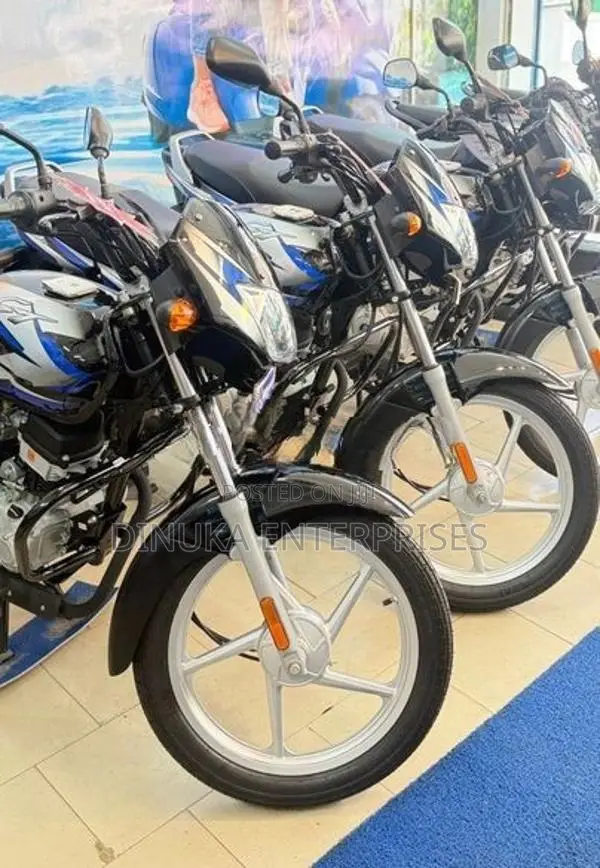 Bajaj CT100 2026
