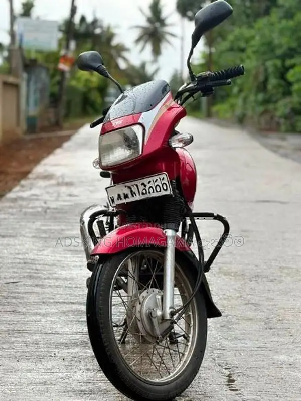 TVS Victor 2005