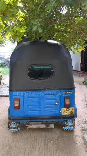 Bajaj RE 2007