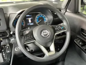 Nissan Roox 2024