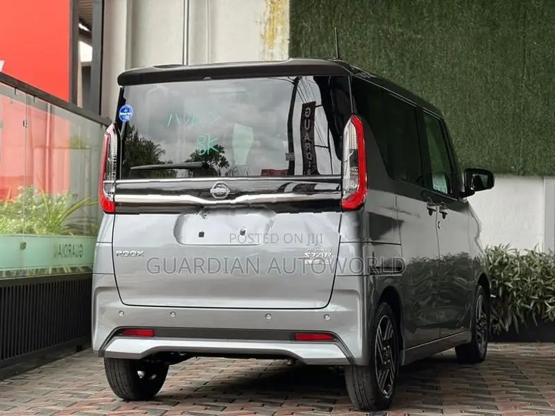 Nissan Roox 2024