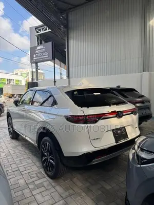 Honda Vezel Z Premium 2026