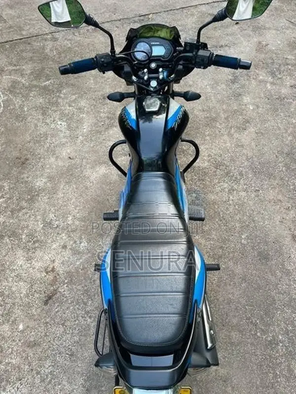 Bajaj Discover 125 2023