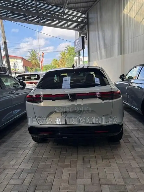 Honda Vezel Z Play 2026