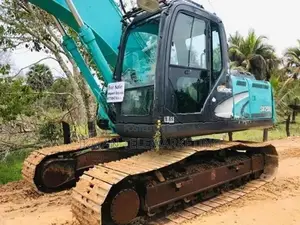 Kobelco SK200-8 Excavator