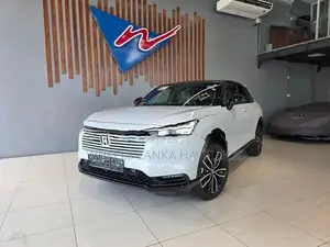 Honda Vezel Z Play Moonroof 2026