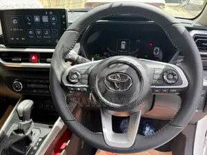 Toyota Raize Hybrid Autoparking 2026