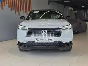 Honda Vezel Z Play Moonroof 2026